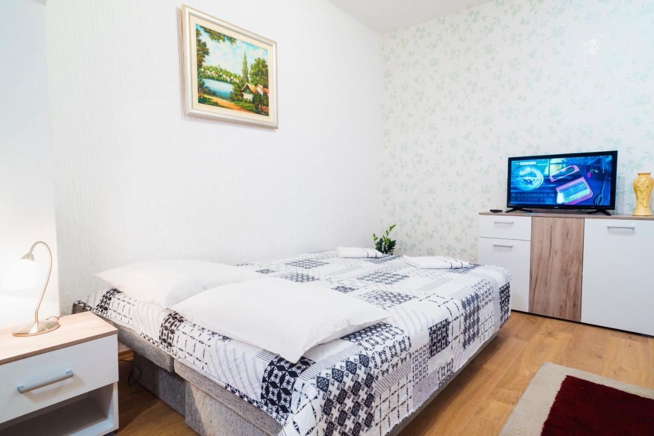 Apartmani Slavica Jagodina Buitenkant foto